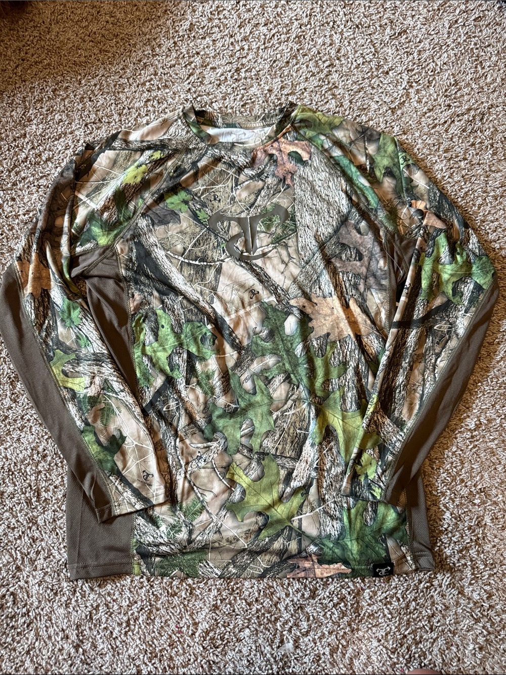True Timber NWT Camo Long Sleeve Performance Top